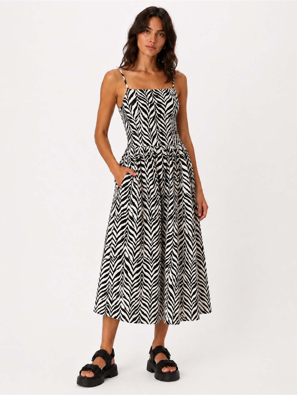 NWT Faithfull the brand nolie black and white zebra ayu print midi dress 8